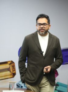 Akshay Shah, Director Sales, Large Size Solitaire Category, Dharmanandan Diamonds Pvt. Ltd. addressing GIA Graduate Diamonds students